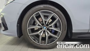 BMW 5-Series 520i M Sport 2025 года из Южной Кореи