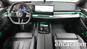 BMW 5-Series 520i M Sport 2025 года из Южной Кореи