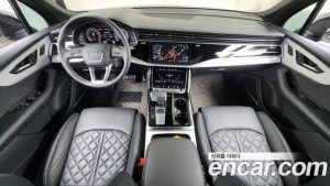 Audi Q7 55 TFSI 4WD Premium 2023 года из Южной Кореи