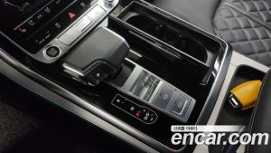 Audi Q7 55 TFSI 4WD Premium 2023 года из Южной Кореи