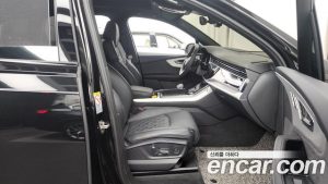 Audi Q7 55 TFSI 4WD Premium 2023 года из Южной Кореи