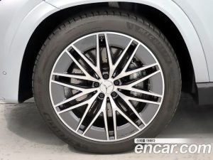 Mercedes-Benz GLE-Class AMG GLE53 4MATIC+ 2024 года из Южной Кореи