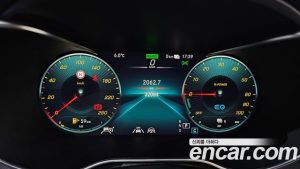 Mercedes-Benz GLC-Class GLC300e 4MATIC Coupe Premium Charger 2023 года из Южной Кореи