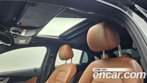 Mercedes-Benz GLC-Class GLC300e 4MATIC Coupe Premium Charger 2023 года из Южной Кореи