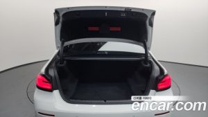 BMW 5-Series 520i Luxury 2023 года из Южной Кореи