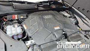 Audi Q8 55 TFSI 4WD Premium 2023 года из Южной Кореи