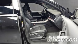 Audi Q8 55 TFSI 4WD Premium 2023 года из Южной Кореи