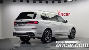 BMW X7 xDrive 40i M Sport 7-Seater 2024 года из Южной Кореи