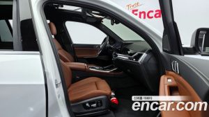 BMW X7 xDrive 40i M Sport 7-Seater 2024 года из Южной Кореи