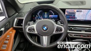 BMW X7 xDrive 40i M Sport 7-Seater 2024 года из Южной Кореи
