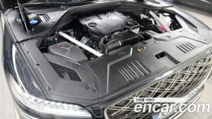 Genesis GV70 2.5T Бензин AWD 2025 года из Южной Кореи