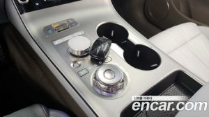 Genesis GV70 2.5T Бензин AWD 2025 года из Южной Кореи