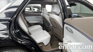 Genesis GV70 2.5T Бензин AWD 2025 года из Южной Кореи