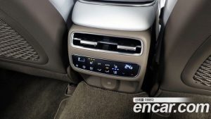 Genesis GV70 2.5T Бензин AWD 2025 года из Южной Кореи