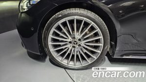 Mercedes-Benz S-Class S500L 4MATIC 2023 года из Южной Кореи