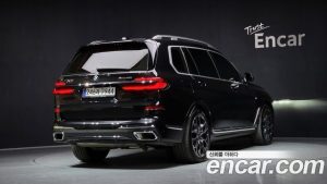 BMW X7 xDrive 40i M Sport 6 2024 года из Южной Кореи