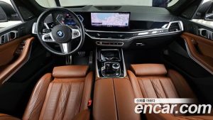 BMW X7 xDrive 40i M Sport 6 2024 года из Южной Кореи
