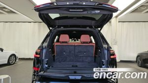 BMW X7 xDrive 40i M Sport 6 2024 года из Южной Кореи