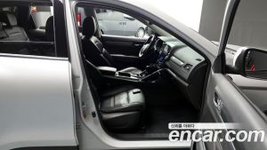 Renault-KoreaSamsung QM6 2.0 GDe LE Signature 2WD 2023 года из Южной Кореи