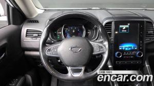 Renault-KoreaSamsung QM6 2.0 GDe LE Signature 2WD 2023 года из Южной Кореи