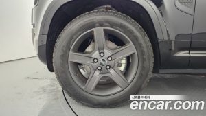 Land Rover Defender 90 D250 X- SE 2025 года из Южной Кореи