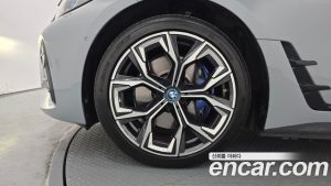 BMW i4 eDrive40 M Sport PRO 2024 года из Южной Кореи