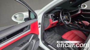 Porsche Cayenne 3.0 Coupe 2024 года из Южной Кореи