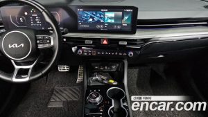 Kia K5 Signature 2024 года из Южной Кореи