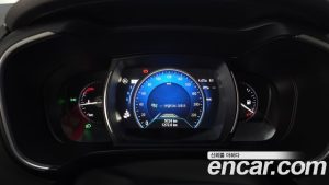 Renault-KoreaSamsung QM6 2.0 GDe RE Signature 2WD 2025 года из Южной Кореи