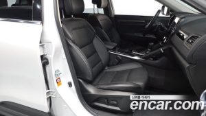 Renault-KoreaSamsung QM6 2.0 GDe RE Signature 2WD 2025 года из Южной Кореи