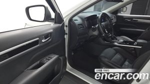 Renault-KoreaSamsung QM6 2.0 GDe RE Signature 2WD 2025 года из Южной Кореи