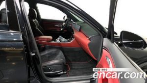Genesis GV70 2.5T Бензин AWD 2025 года из Южной Кореи