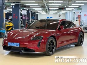 Porsche Taycan Turbo 2025 года из Южной Кореи