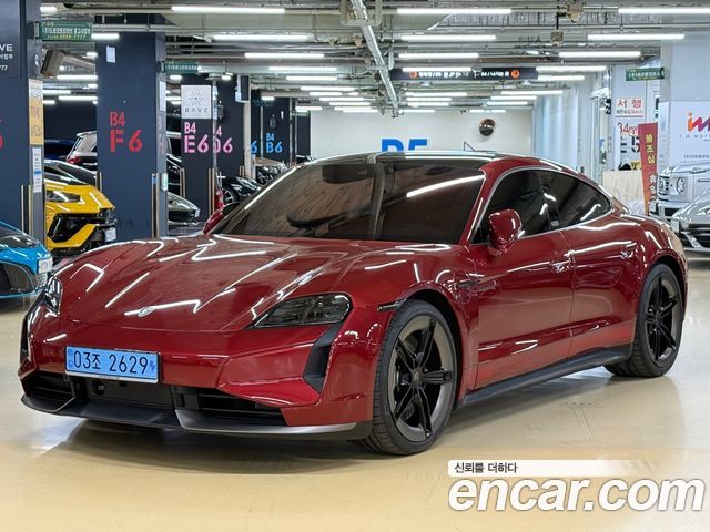 Porsche Taycan Turbo 2025 года из Кореи