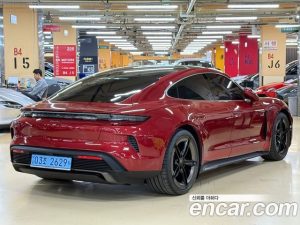 Porsche Taycan Turbo 2025 года из Южной Кореи