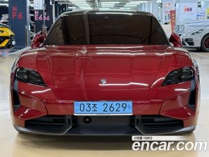 Porsche Taycan Turbo 2025 года из Южной Кореи