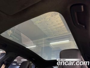Porsche Taycan Turbo 2025 года из Южной Кореи