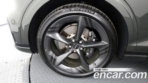 Genesis GV70 2.5T Бензин AWD 2025 года из Южной Кореи