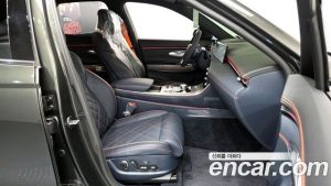 Genesis GV70 2.5T Бензин AWD 2025 года из Южной Кореи