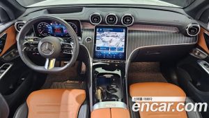 Mercedes-Benz GLC-Class GLC300 4MATIC AMG Line 2024 года из Южной Кореи