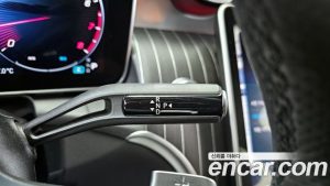 Mercedes-Benz GLC-Class GLC300 4MATIC AMG Line 2024 года из Южной Кореи