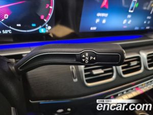 Mercedes-Benz GLS-Class GLS580 4MATIC 2025 года из Южной Кореи