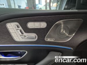 Mercedes-Benz GLS-Class GLS580 4MATIC 2025 года из Южной Кореи