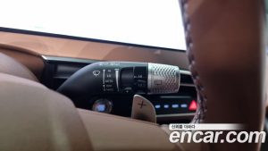 Genesis GV70 2.5T Бензин 2WD 2025 года из Южной Кореи