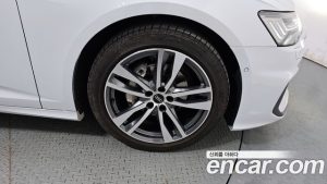 Audi A6 40 TDI Premium 2023 года из Южной Кореи