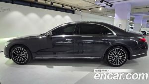 Mercedes-Benz S-Class S450L 4MATIC 2025 года из Южной Кореи