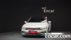 Volkswagen Passat 2.0 TDI Prestige 2022 года из Южной Кореи