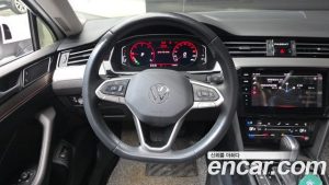 Volkswagen Passat 2.0 TDI Prestige 2022 года из Южной Кореи
