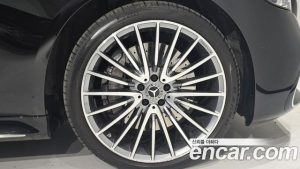 Mercedes-Benz S-Class S500L 4MATIC 2025 года из Южной Кореи