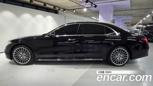 Mercedes-Benz S-Class S500L 4MATIC 2025 года из Южной Кореи